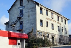 The Pat Cummings School of Dance, which was located next to the Arrowview Hotel, was where Carolyn Lee left to walk to her parents' nearby restaurant. (Shayne Morrow photo)