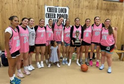 Rez Coast claimed another beauty victory in the women's division with a 45-29 win over the Hesquiaht Descendants. 