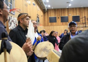 Singing and dancing for the treasures return